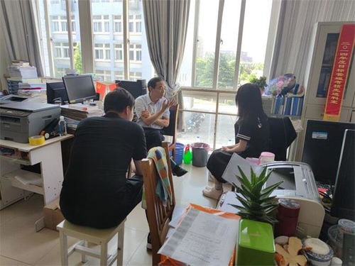 蚌埠學院文學與教育學院推進一對一就業(yè)指導幫扶工作，提升教育信息咨詢服務質(zhì)量